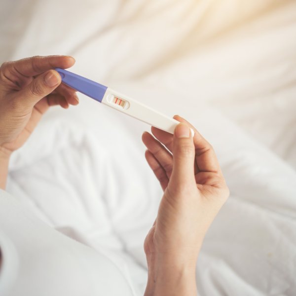 ¿Es fiable el test de paternidad prenatal no invasivo?